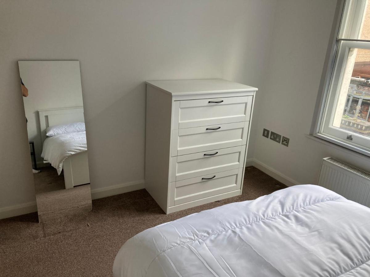 Two Double Bedroom Flat In Soho ลอนดอน ภายนอก รูปภาพ