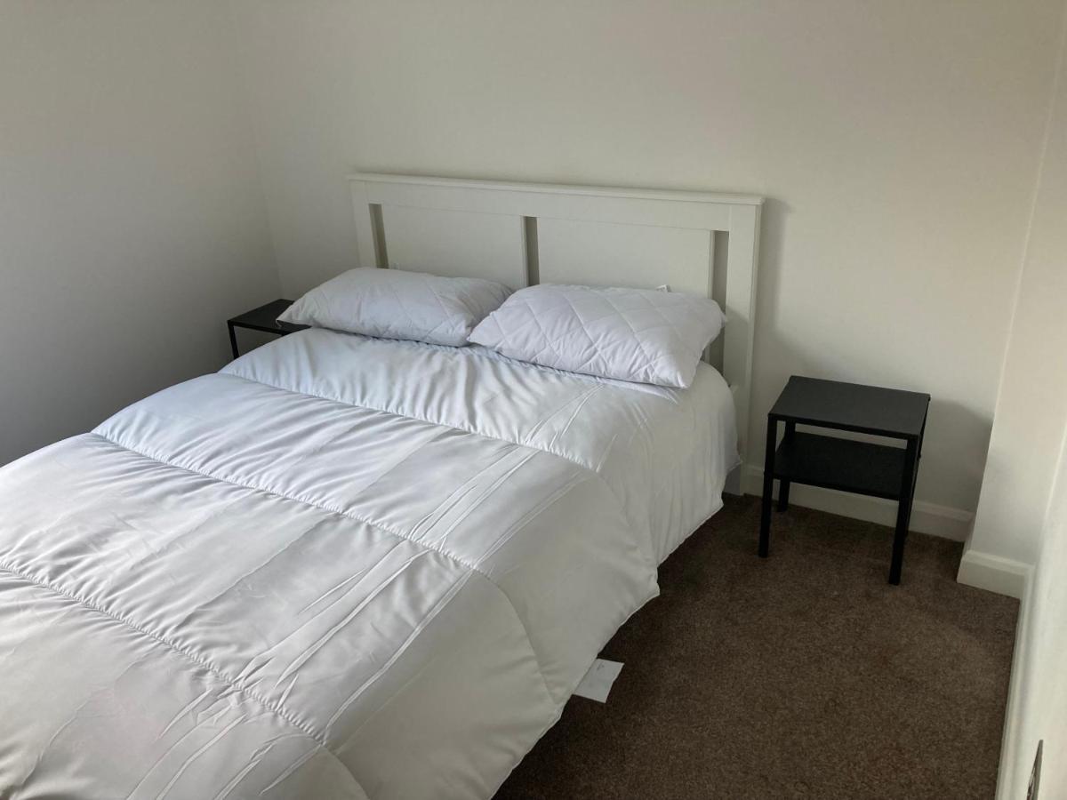 Two Double Bedroom Flat In Soho ลอนดอน ภายนอก รูปภาพ