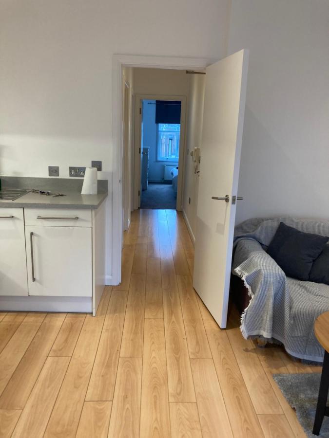 Two Double Bedroom Flat In Soho ลอนดอน ภายนอก รูปภาพ